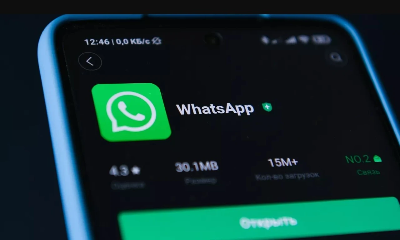 Zuckerberg'den WhatsApp itirafı: Mesajlarınızı okuyabilir!