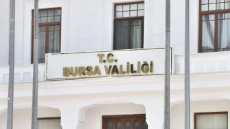 Bursa'da eğitim uçağı pistten çıktı!